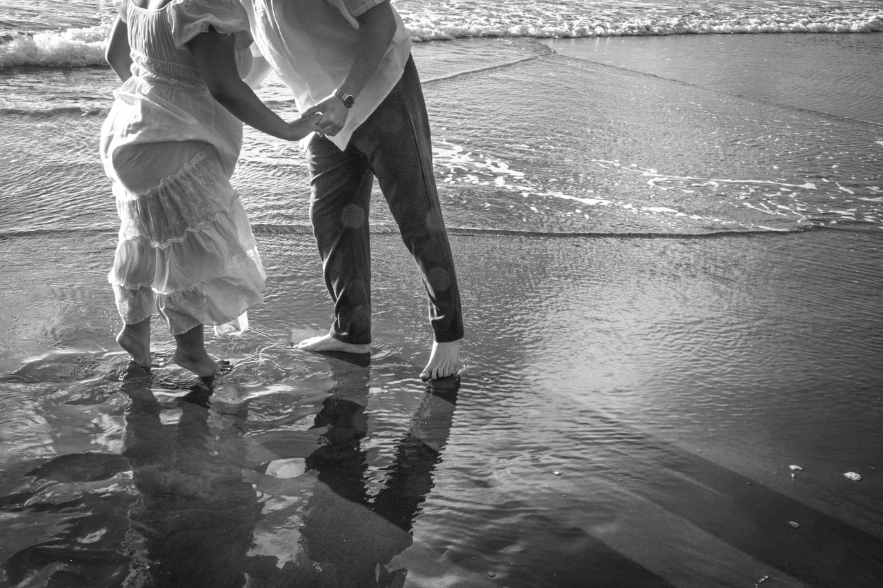 Specialty / B&W-Engagement-50